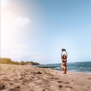 Meet your Posher, Corina